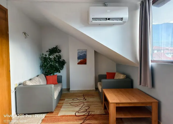 Apartment Lara's Cosy 200 M From Lift *